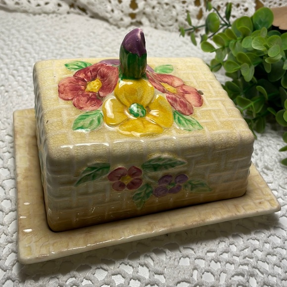Vintage Other - Vintage Wade Heath England butter dish